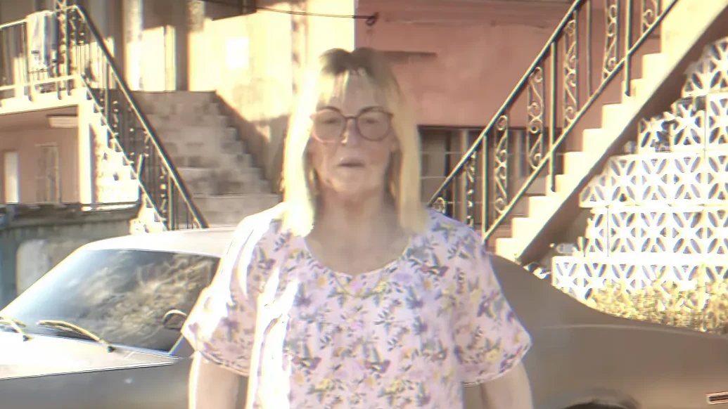 Hammer Lady, video @LuchaLibreFan - Trailer 1 Shot